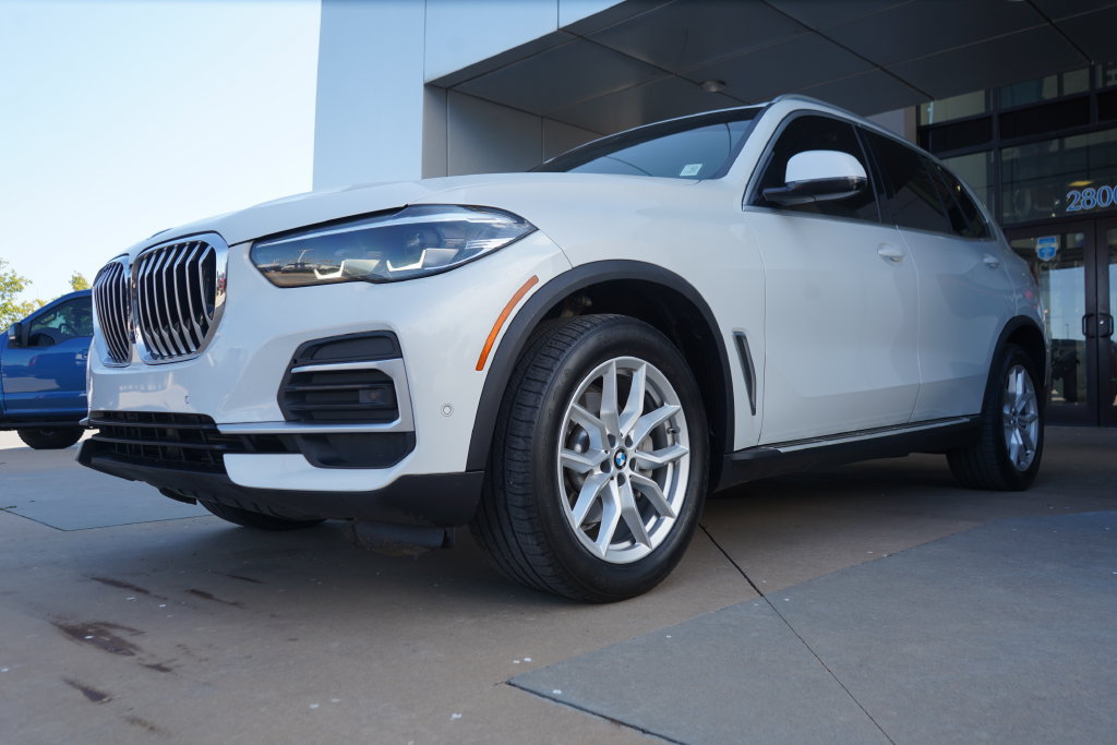 Used 2023 BMW X5 xDrive40i AWD/4WD image 5