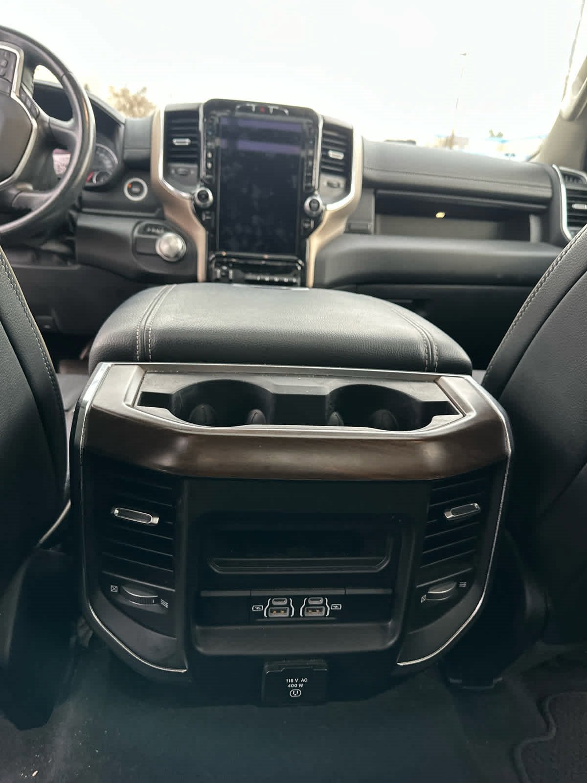 Used 2022 RAM 1500 Laramie w/ Laramie Southwest Edition image 13