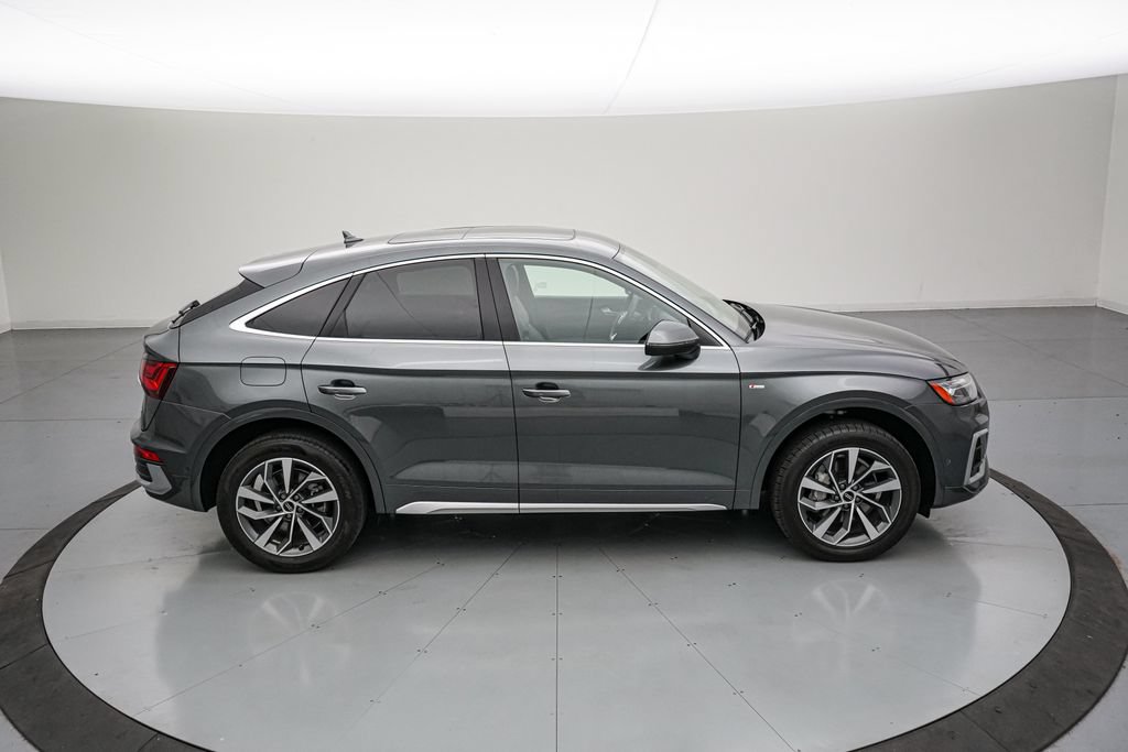 Used 2023 Audi Q5 2.0T Prestige w/ Prestige Package AWD/4WD image 3