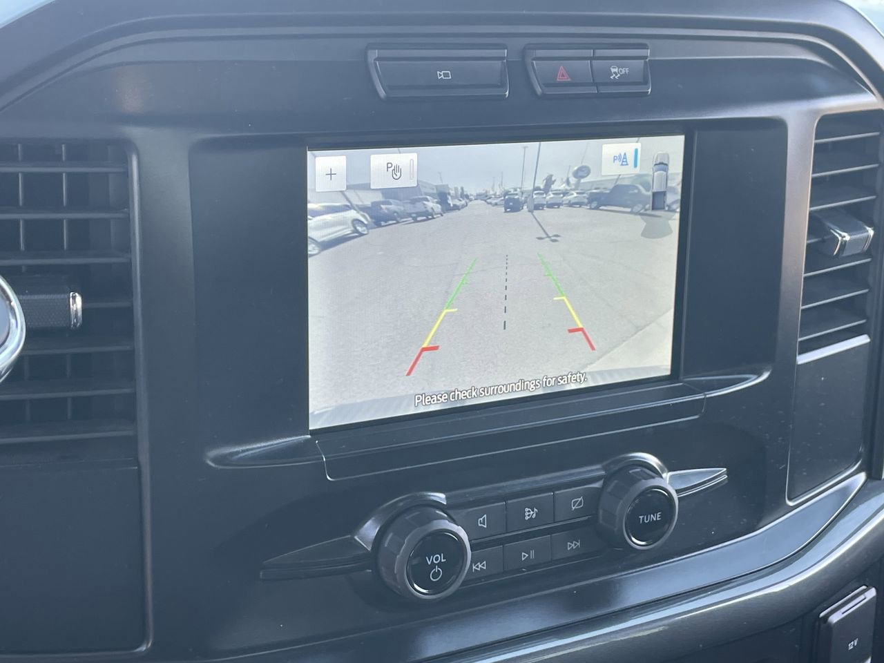 Certified 2022 Ford F150 XL w/ STX Appearance Package AWD/4WD image 28