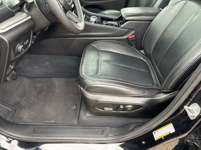 Used 2023 Jeep Grand Cherokee Limited AWD/4WD image 11