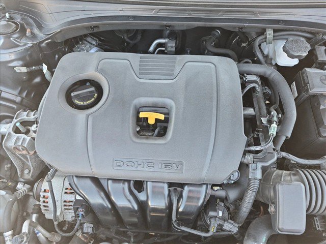 Used 2020 Kia Forte LXS FWD image 21