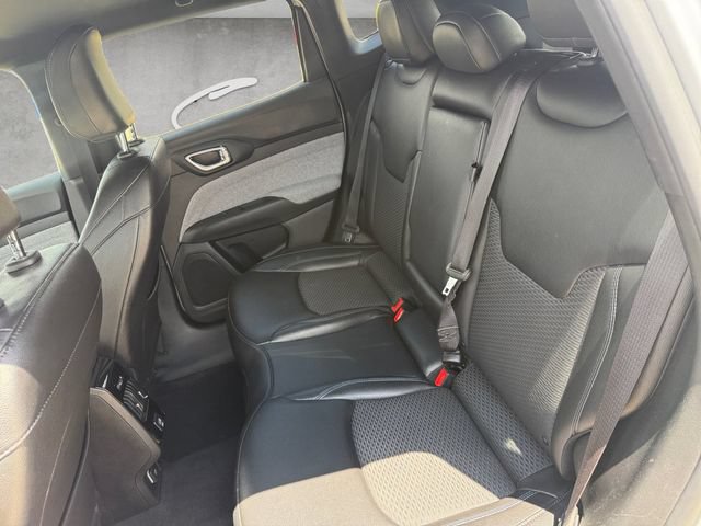 Used 2024 Jeep Compass Latitude AWD/4WD image 23