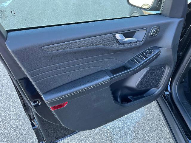 Certified 2023 Ford Escape Platinum image 19