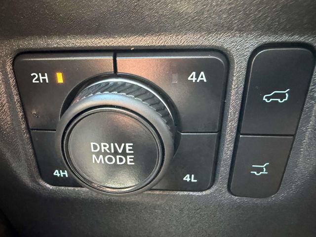 Certified 2025 Ford Expedition Active AWD/4WD image 20