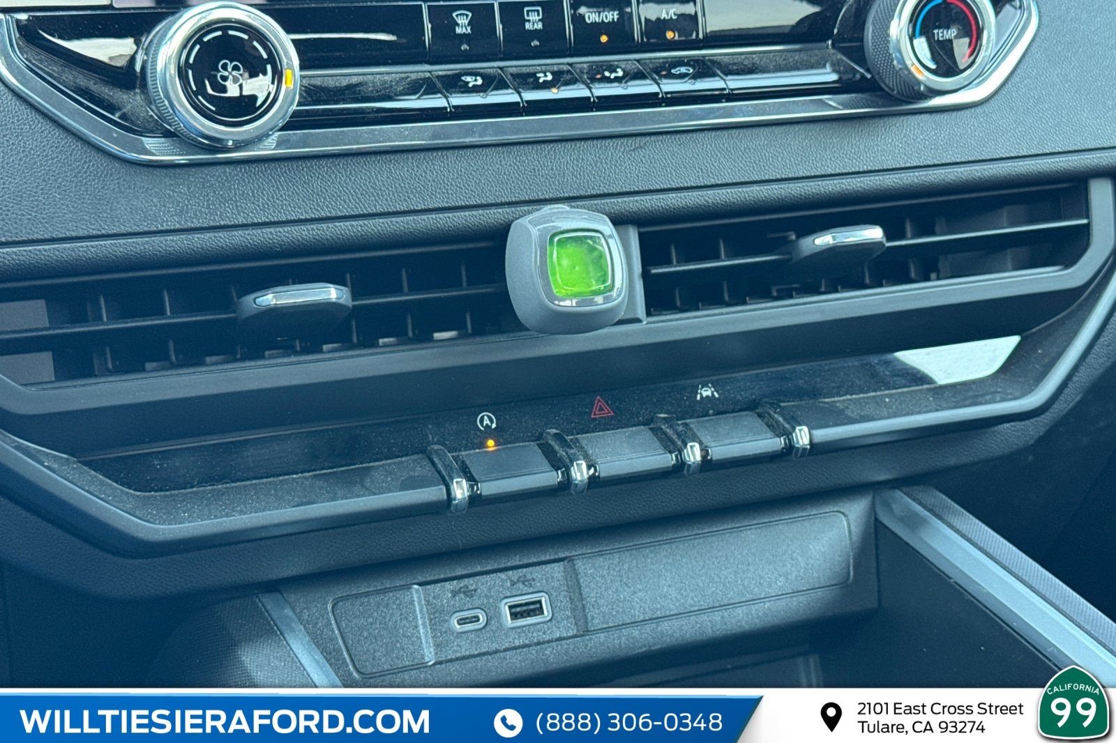 Used 2024 Chevrolet Colorado Trail Boss w/ Advanced Trailering Package image 24