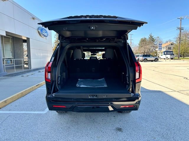 Certified 2025 Ford Expedition Max Platinum w/ Stealth Performance Package AWD/4WD image 38