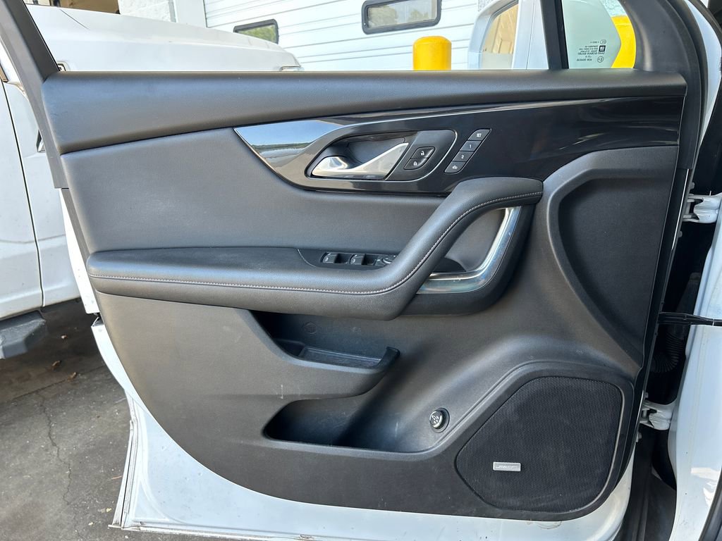 Used 2019 Chevrolet Blazer Premier w/ Driver Confidence II Package AWD/4WD image 9