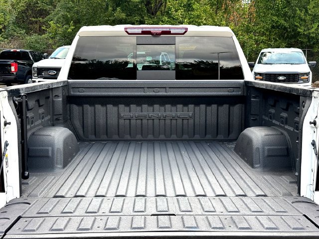 Used 2021 GMC Sierra 1500 Denali w/ Denali Ultimate Package AWD/4WD image 8