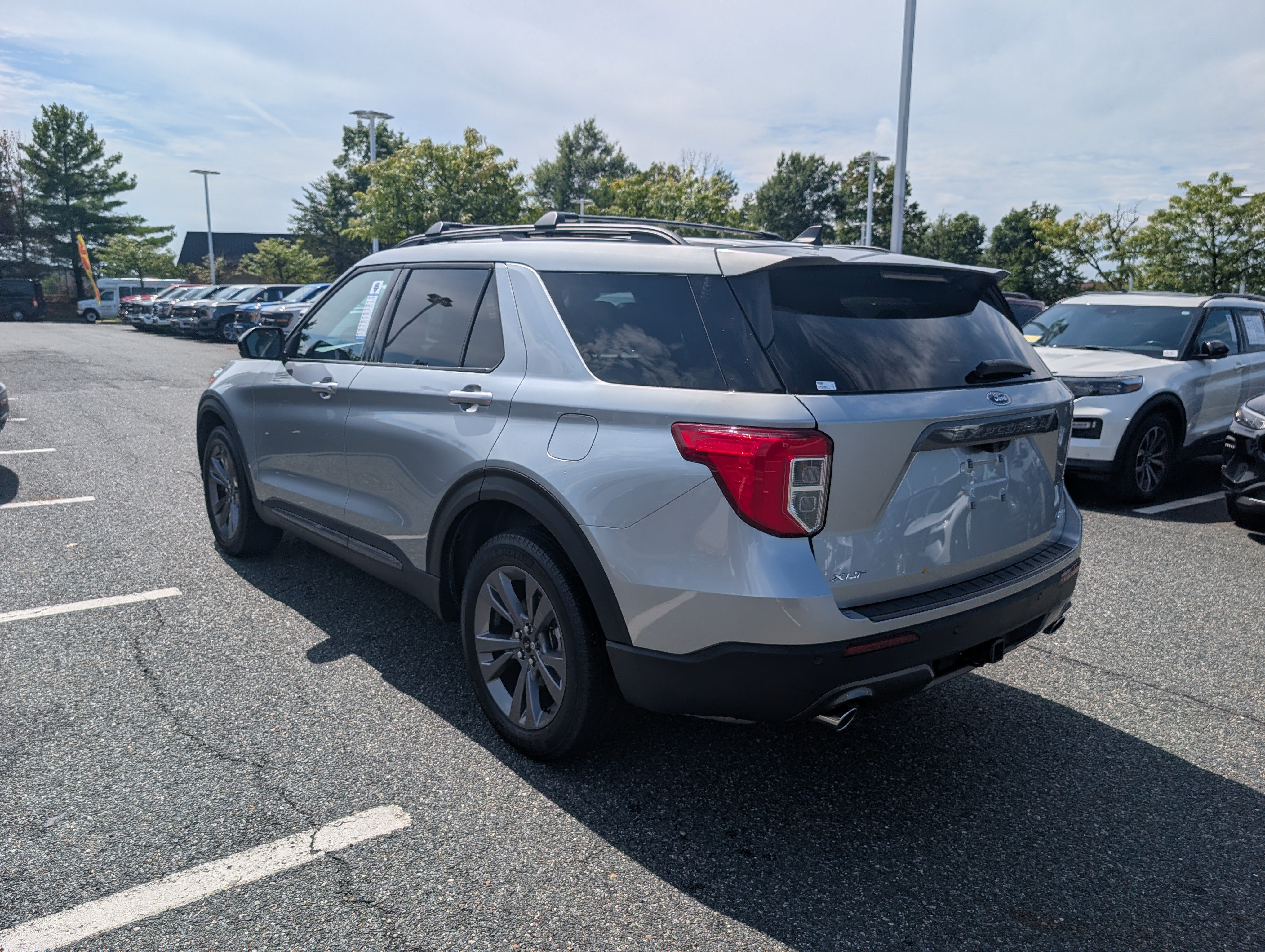 Certified 2024 Ford Explorer XLT w/ Equipment Group 202A AWD/4WD image 5