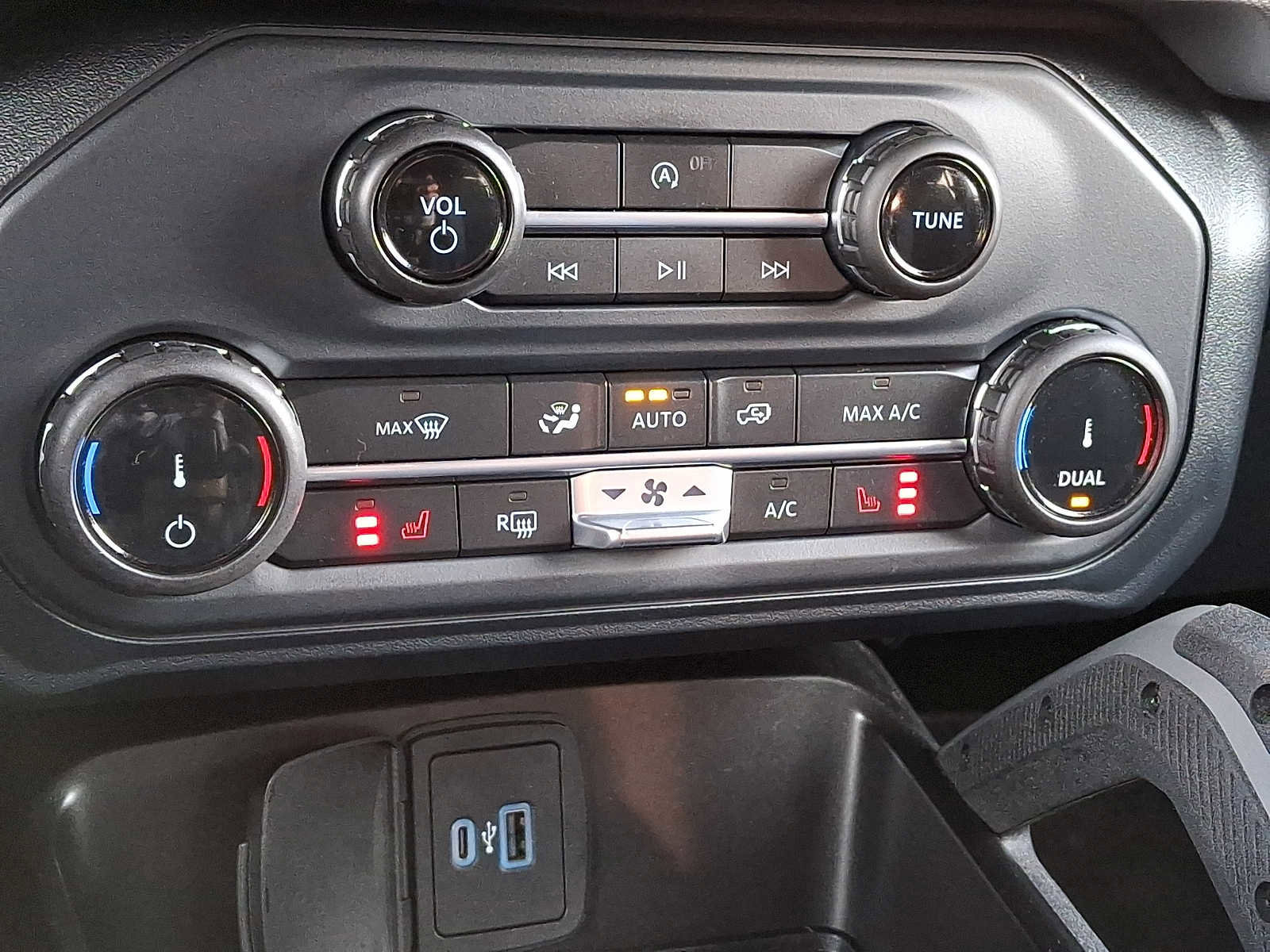 Certified 2022 Ford Bronco Big Bend image 15