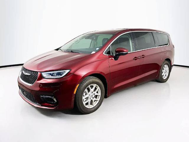 Used 2023 Chrysler Pacifica Touring-L