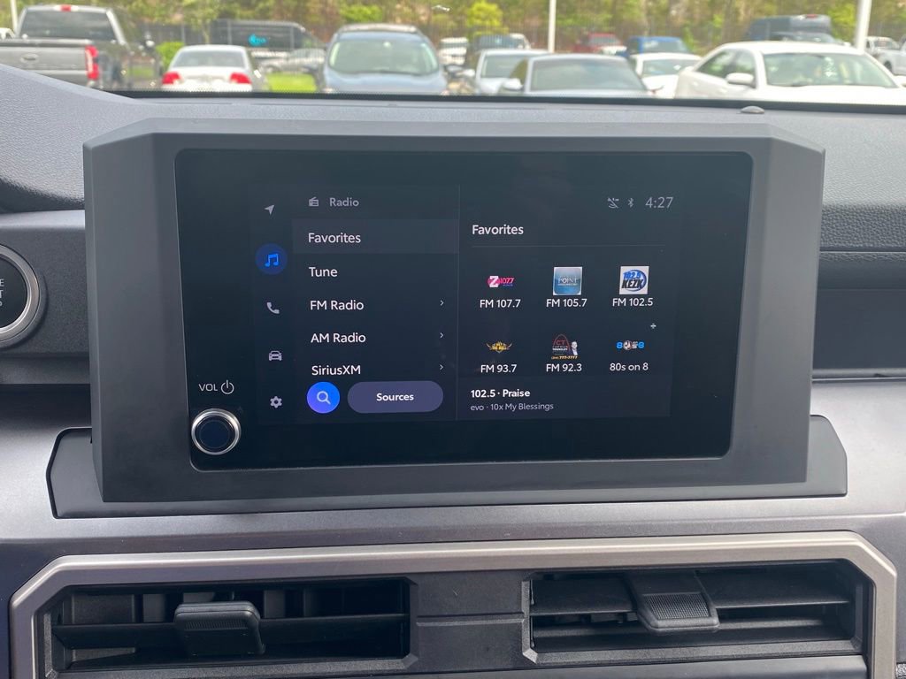 Used 2025 Toyota 4Runner SR5 AWD/4WD image 15