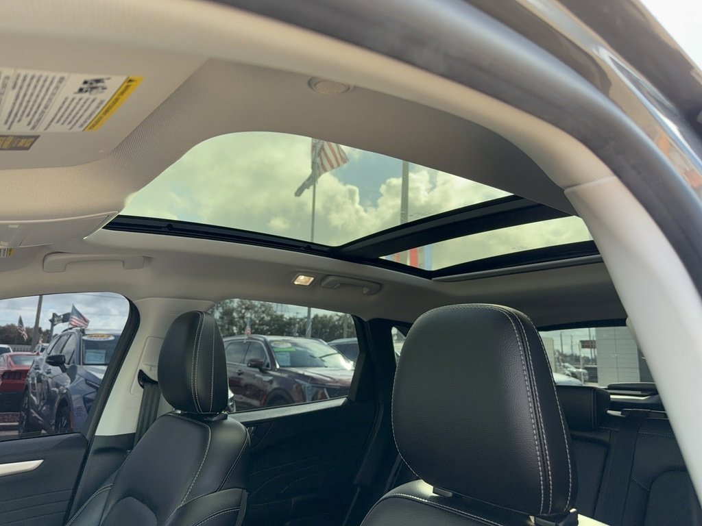 Certified 2022 Ford Escape SEL image 34