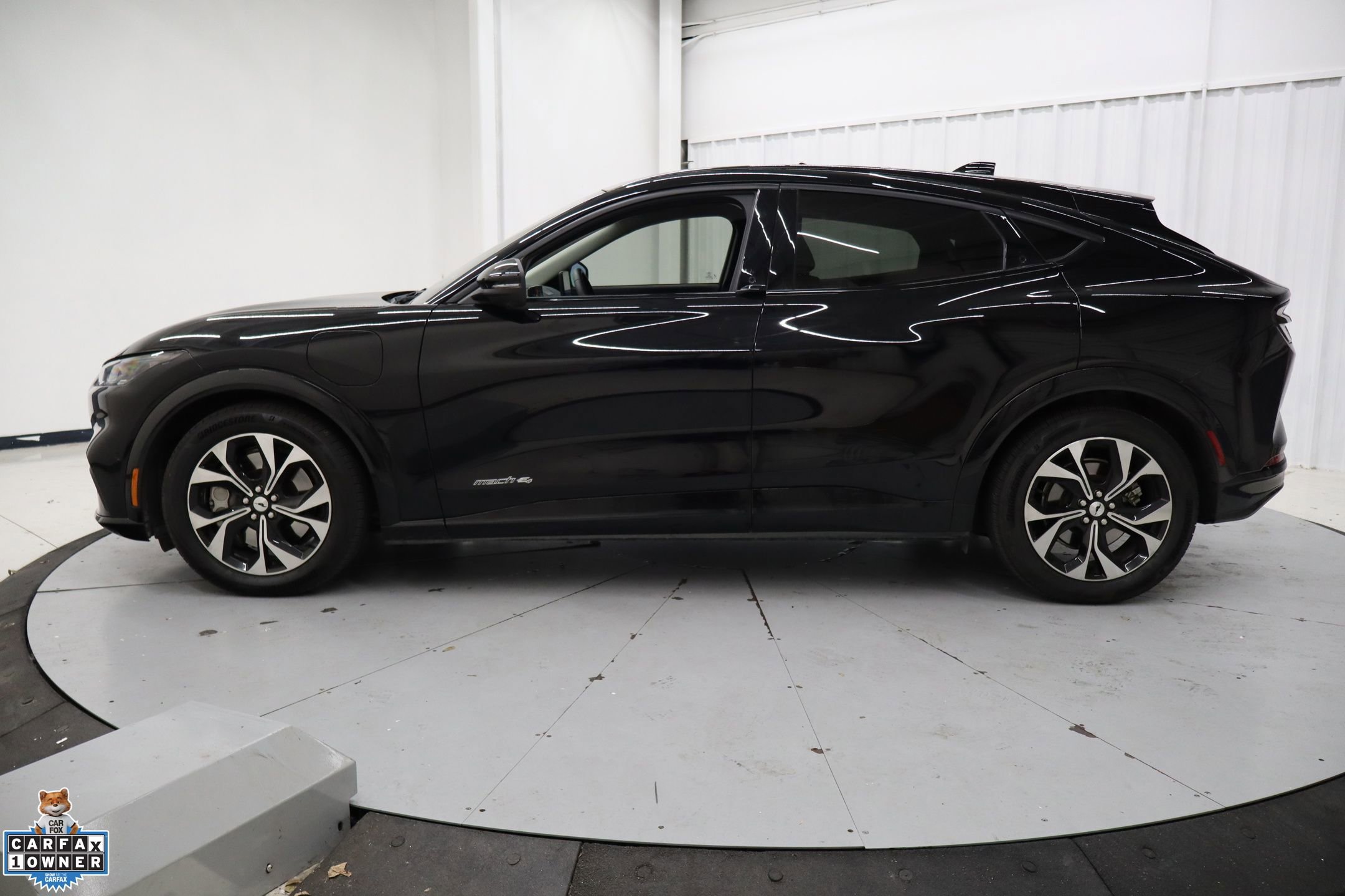 Certified 2022 Ford Mustang Mach-E Premium image 9