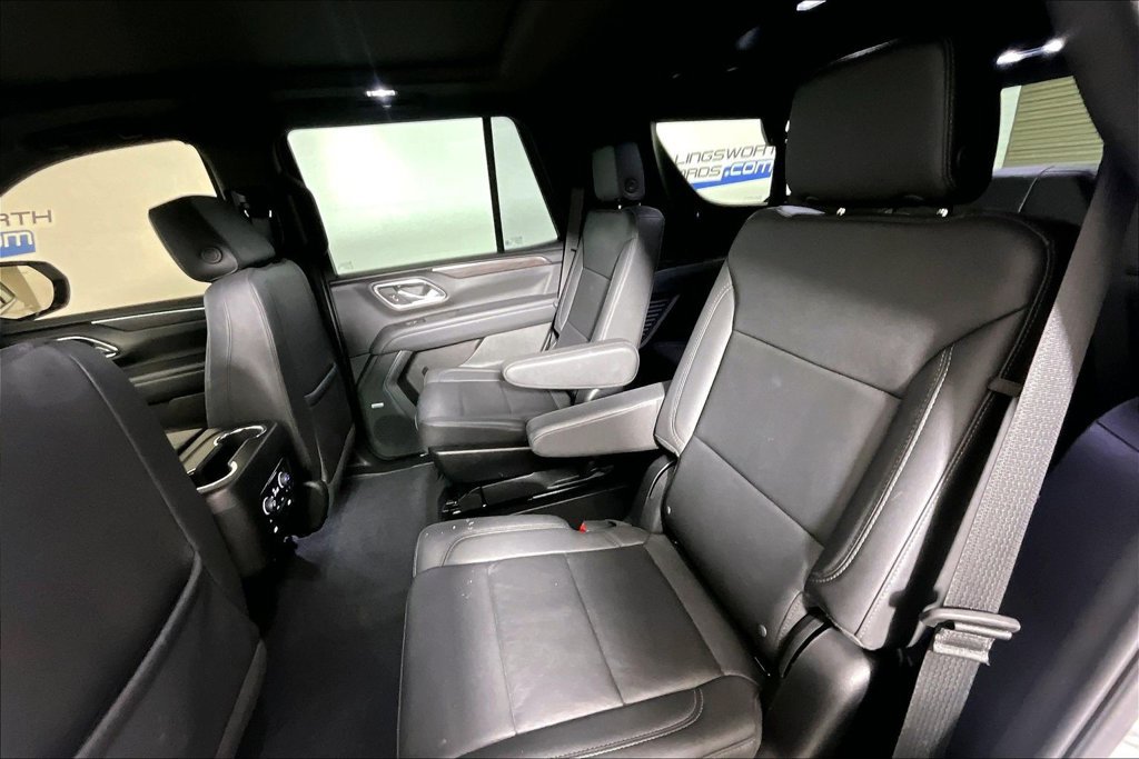 Used 2023 Chevrolet Tahoe LT w/ Luxury Package RWD image 21
