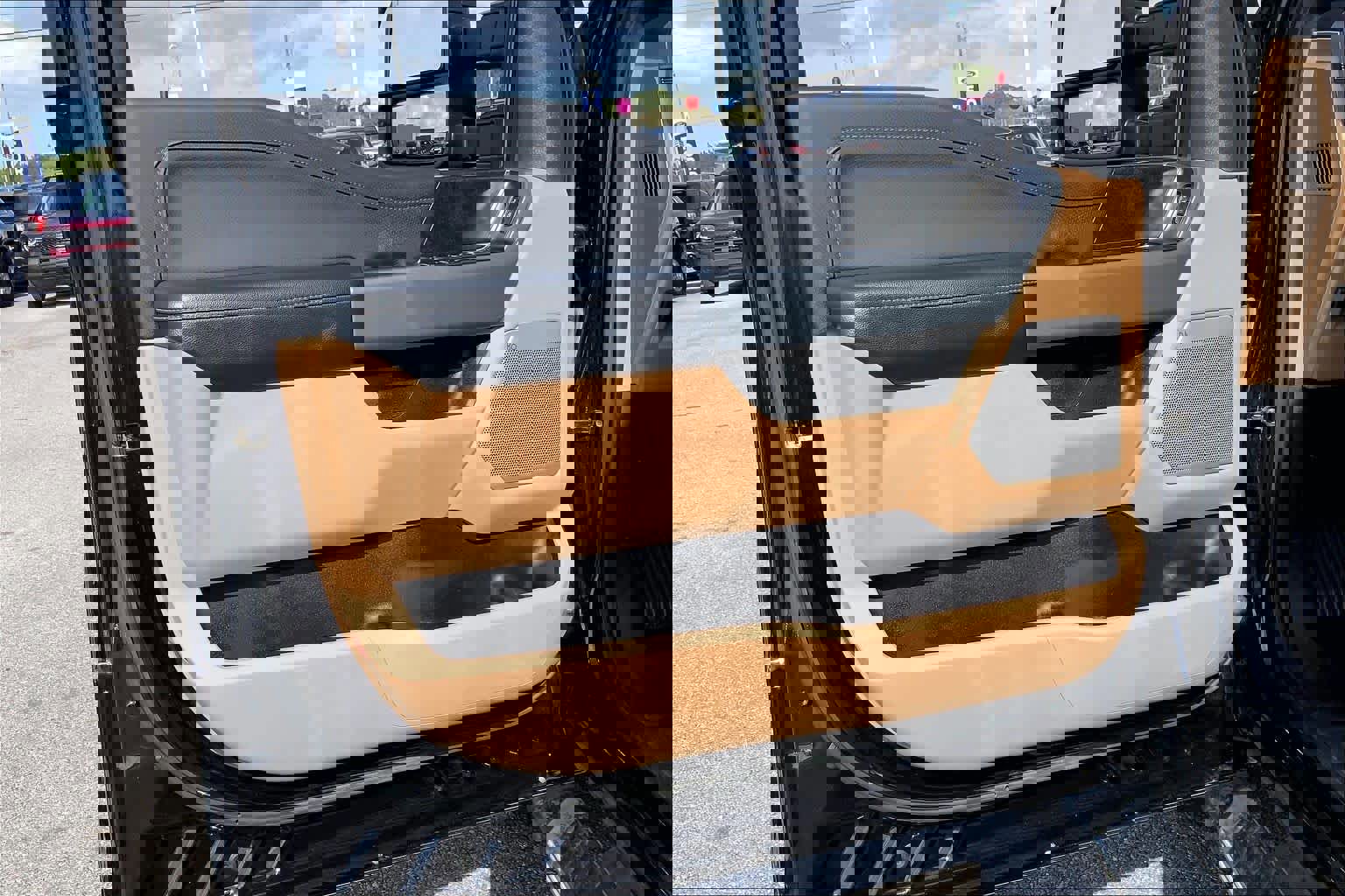 Certified 2022 Ford F150 XLT w/ Equipment Group 302A High image 21