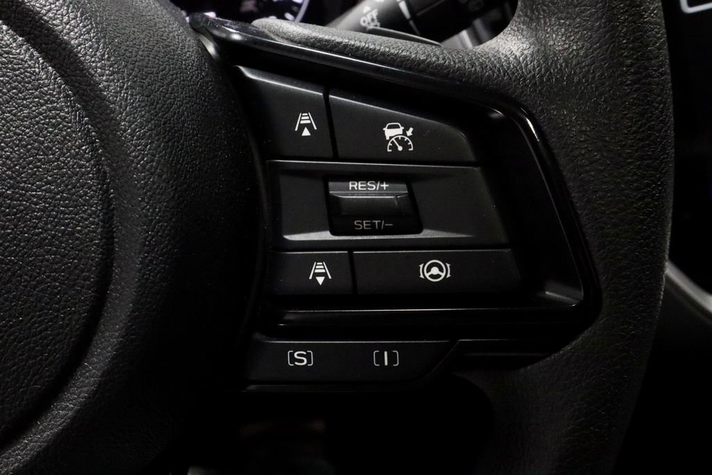 Used 2025 Subaru Crosstrek 2.0i Premium AWD/4WD image 31