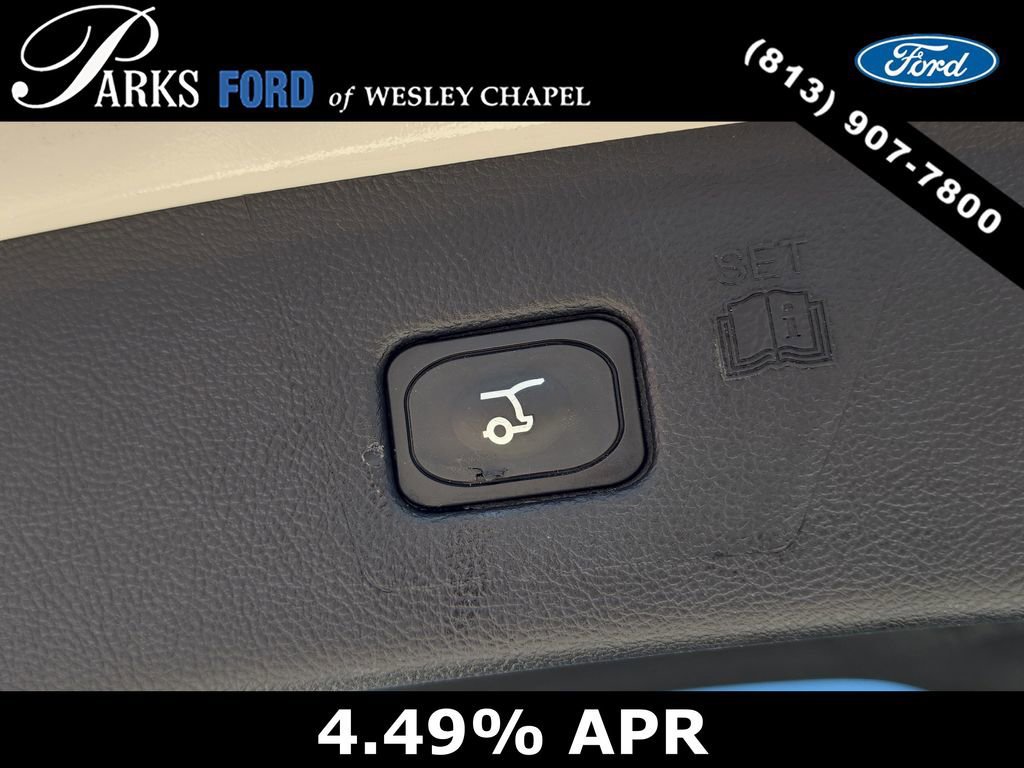 Certified 2024 Ford Edge ST-Line image 9