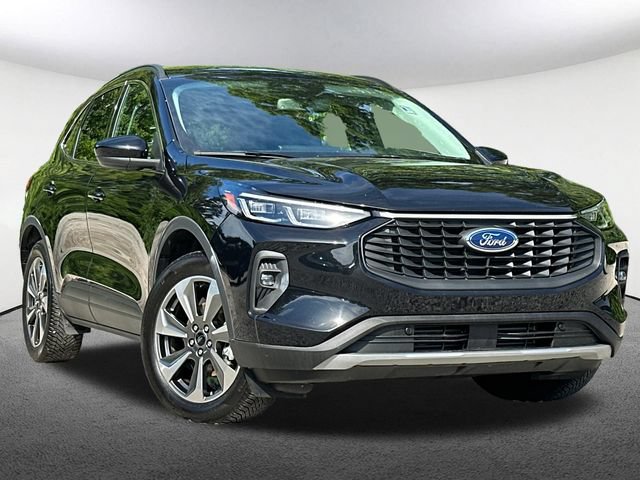 Certified 2025 Ford Escape Platinum AWD/4WD video 2