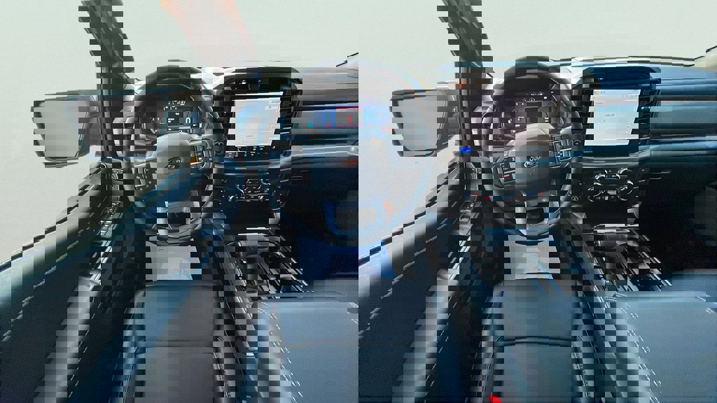 Certified 2025 Ford F150 Lariat w/ Equipment Group 501A Mid image 11