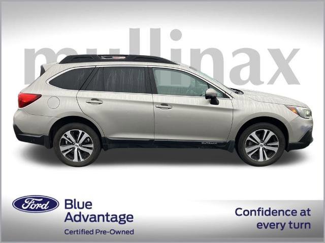 Used 2018 Subaru Outback 2.5i Limited image 2