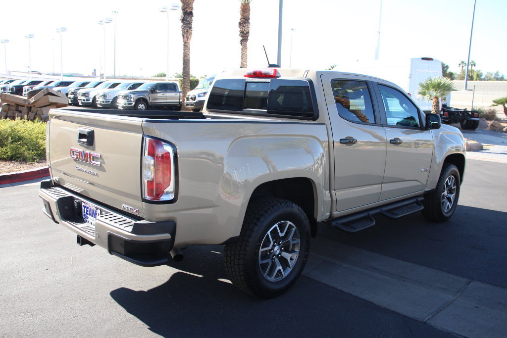 Used 2022 GMC Canyon AT4 w/ Trailering Package AWD/4WD image 8