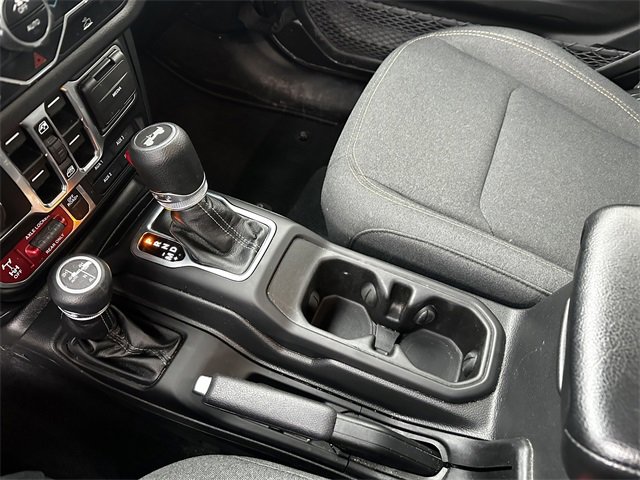 Used 2024 Jeep Wrangler Unlimited image 25