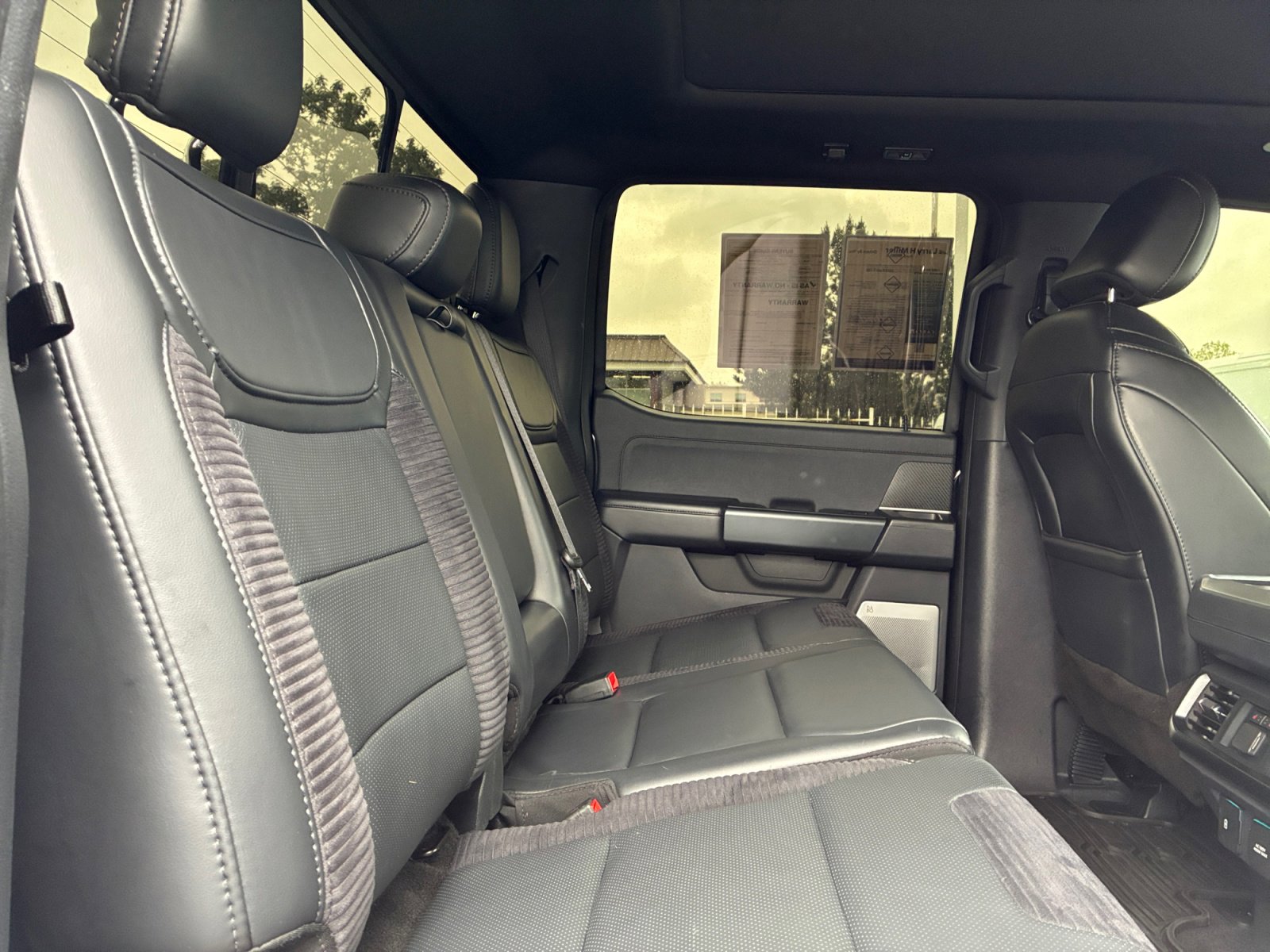 Certified 2023 Ford F150 Raptor w/ Raptor Carbon Fiber Package AWD/4WD image 18