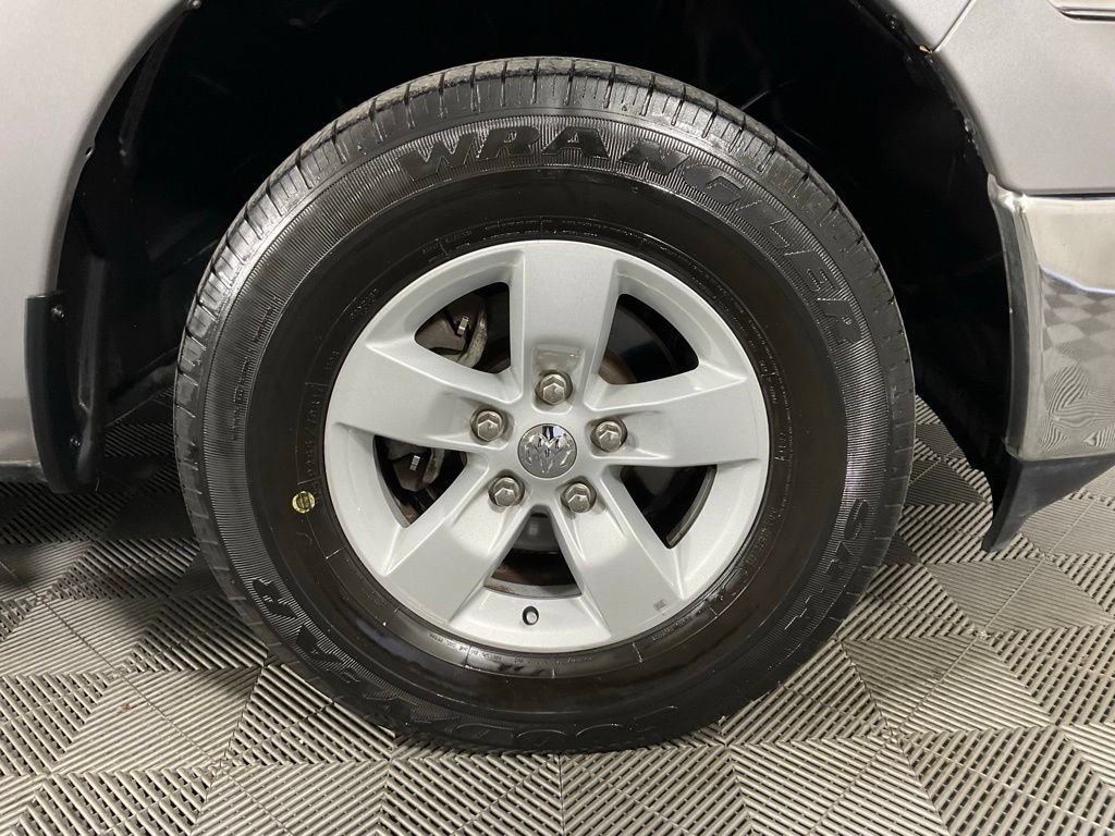 Used 2023 RAM 1500 Classic SLT w/ Trailer & Traction Group AWD/4WD image 10
