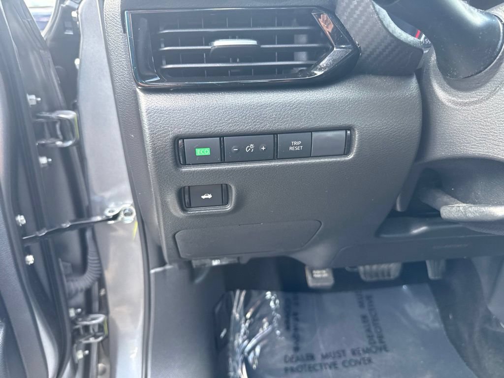 Used 2023 Nissan Sentra SV FWD image 16