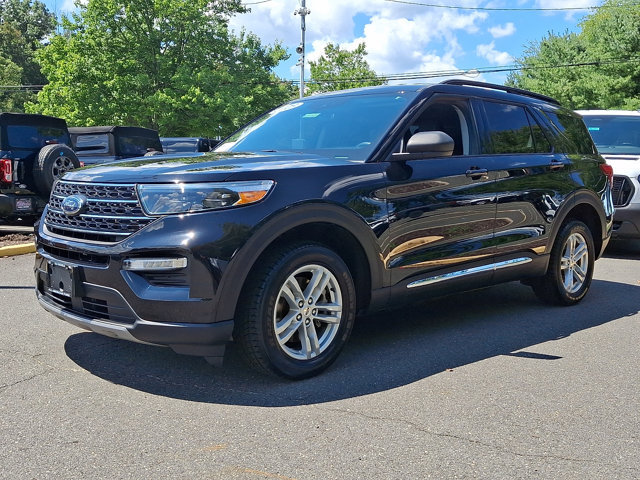 Certified 2023 Ford Explorer XLT w/ Equipment Group 202A AWD/4WD image 5