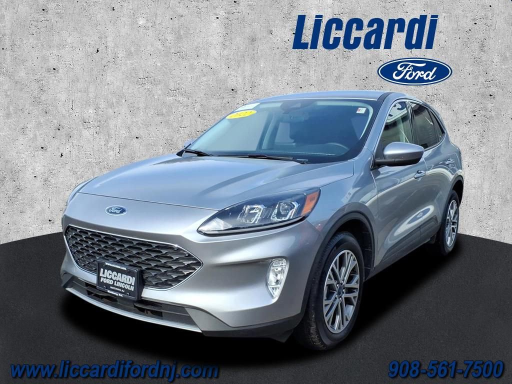 Certified 2022 Ford Escape SEL image 3
