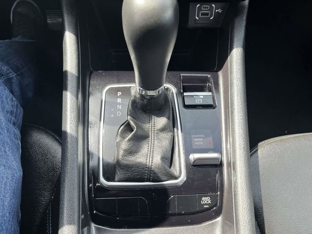 Used 2024 Jeep Compass Latitude AWD/4WD image 16