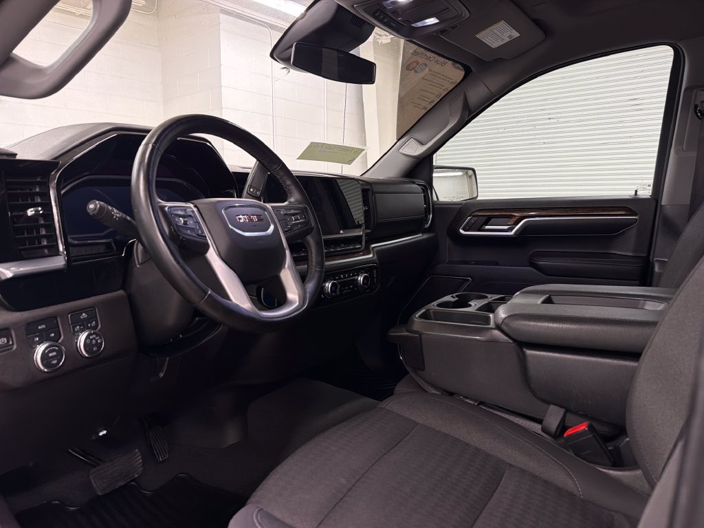 Used 2023 GMC Sierra 1500 Elevation AWD/4WD image 6