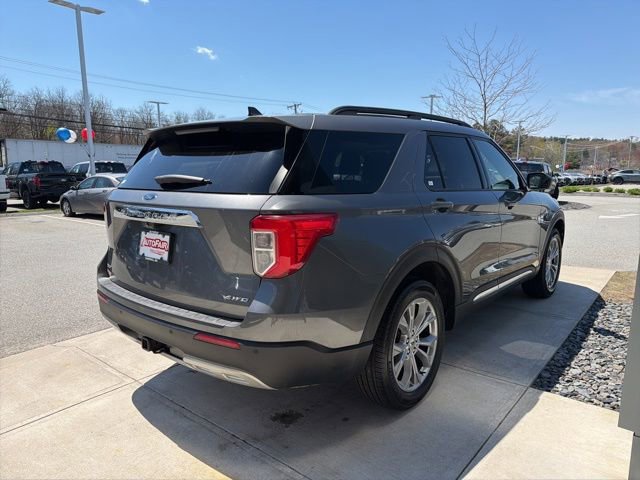 Certified 2023 Ford Explorer XLT w/ Equipment Group 202A AWD/4WD image 6