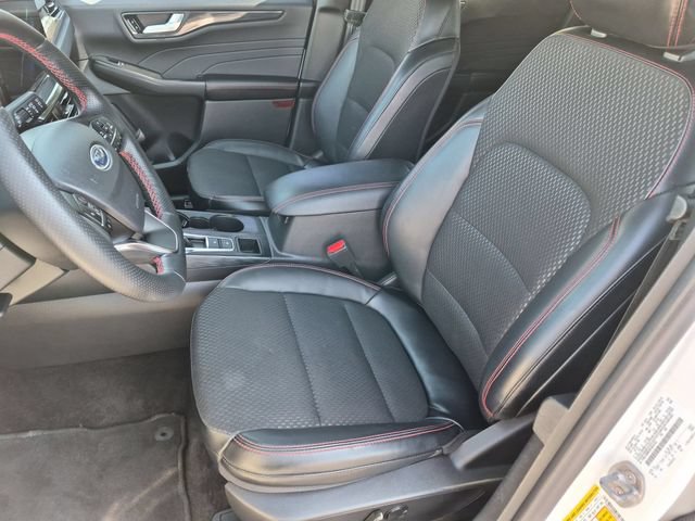 Certified 2024 Ford Escape ST-Line w/ Tech Pack #1 AWD/4WD image 16