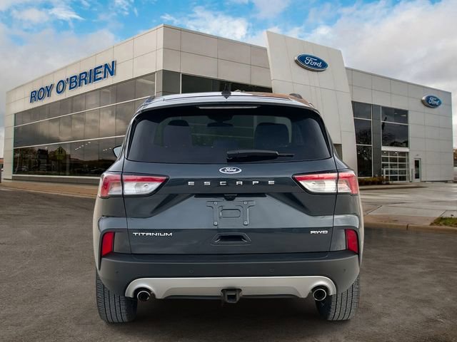 Certified 2022 Ford Escape Titanium w/ Class II Trailer Tow Package image 4