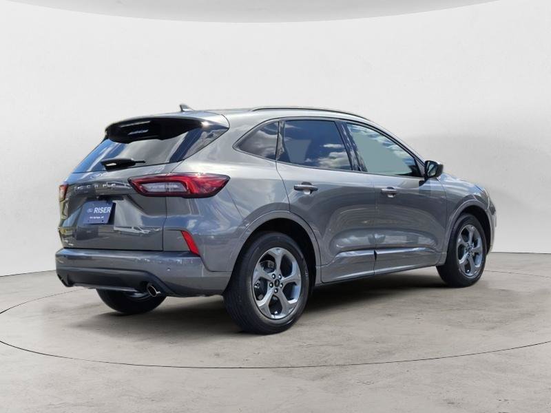 Certified 2024 Ford Escape ST-Line w/ Tech Pack #1 FWD image 3