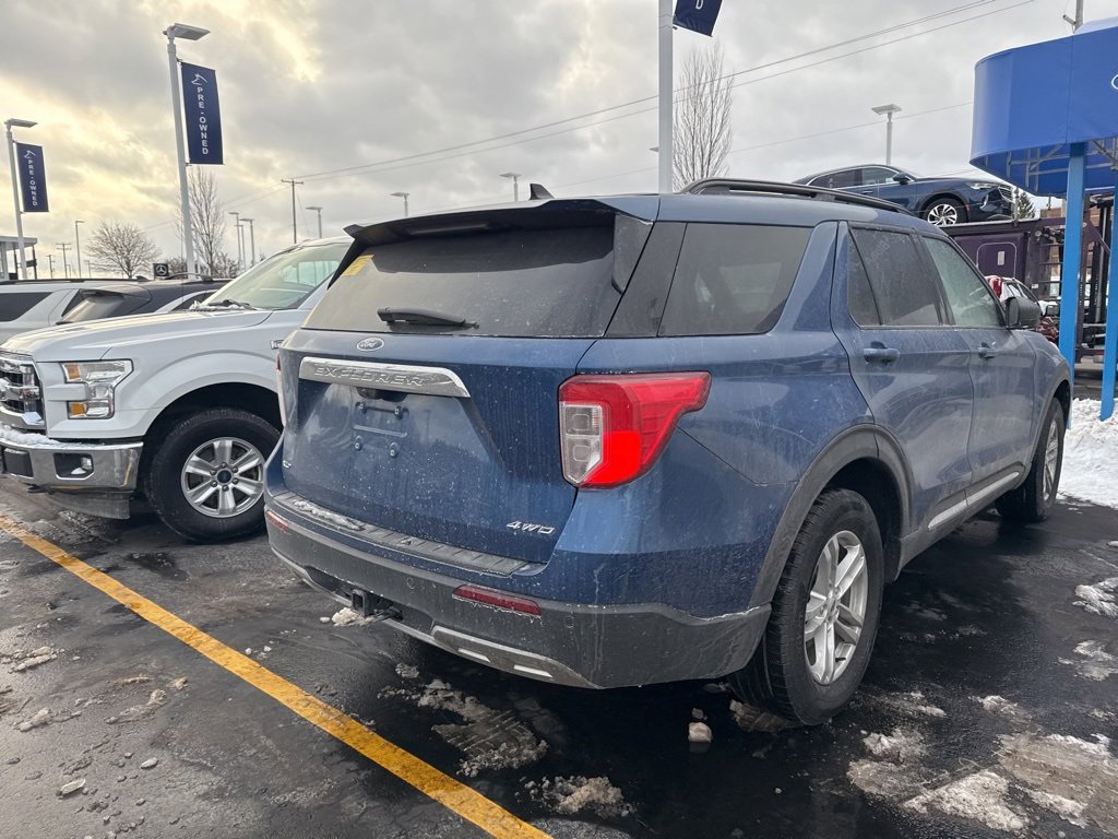 Certified 2022 Ford Explorer XLT w/ Equipment Group 202A image 4