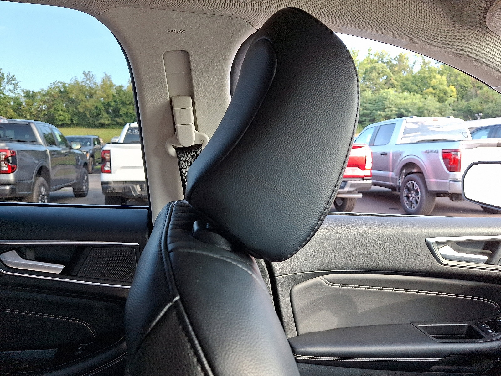 Certified 2024 Ford Edge Titanium image 13