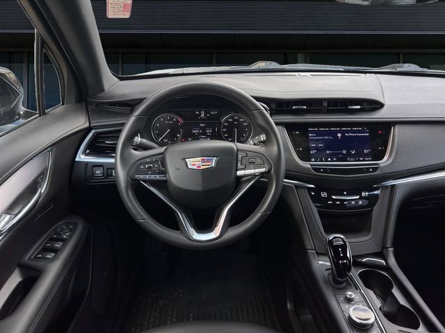Used 2023 Cadillac XT6 Luxury w/ LPO, Floor Liner Package AWD/4WD image 12