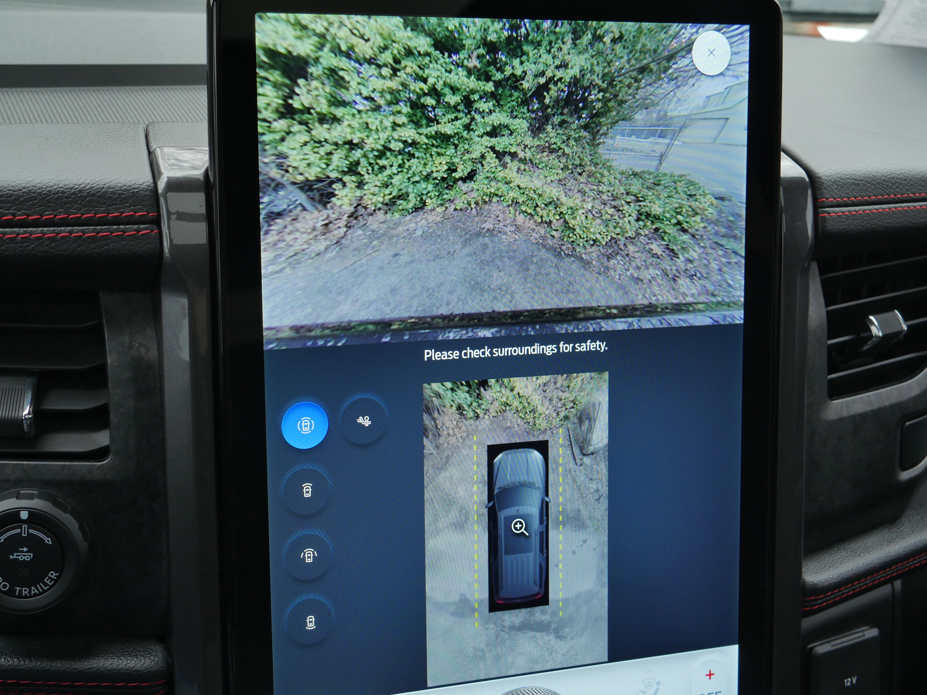 Certified 2024 Ford Expedition Limited image 21