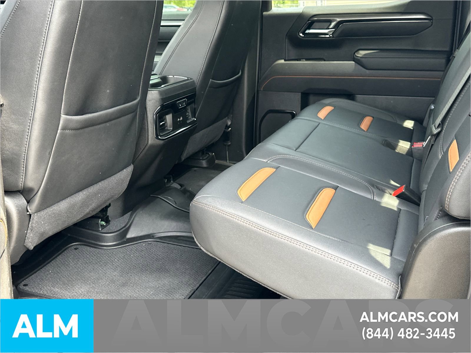 Used 2025 GMC Sierra 1500 AT4 w/ AT4 Premium Package AWD/4WD image 12