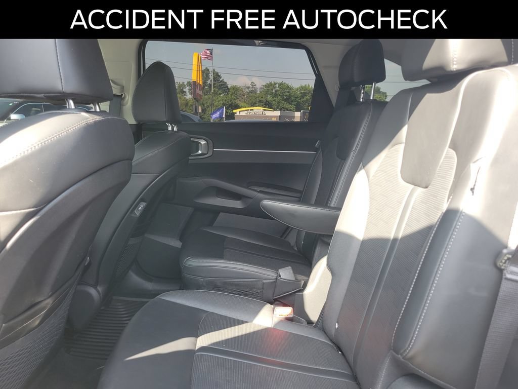 Used 2025 Kia Sorento X-Line EX AWD/4WD image 12