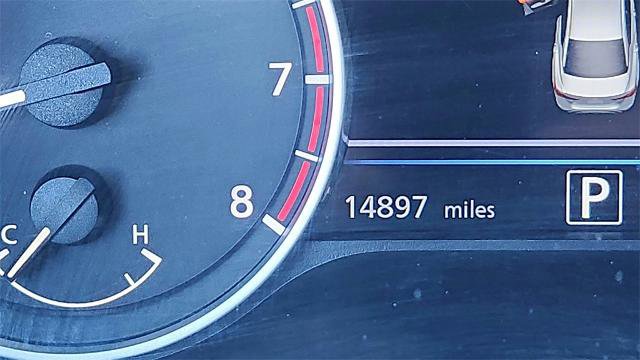 Used 2022 Nissan Sentra SV w/ Trunk Package image 12