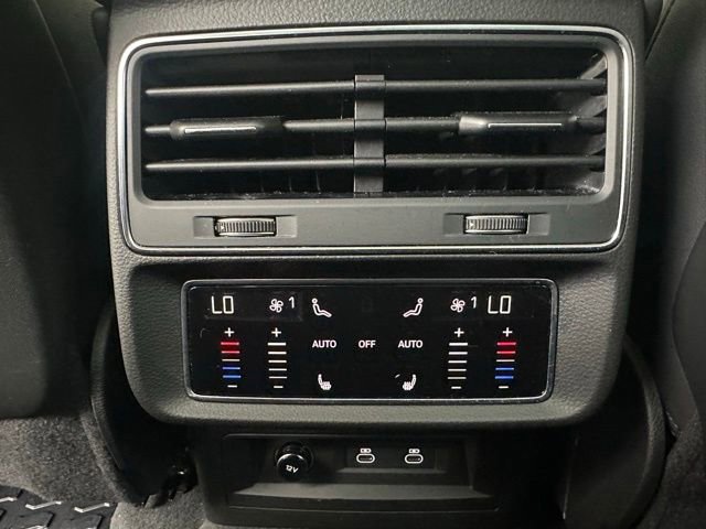 Used 2023 Audi Q7 2.0T Premium Plus w/ Premium Plus Package image 34
