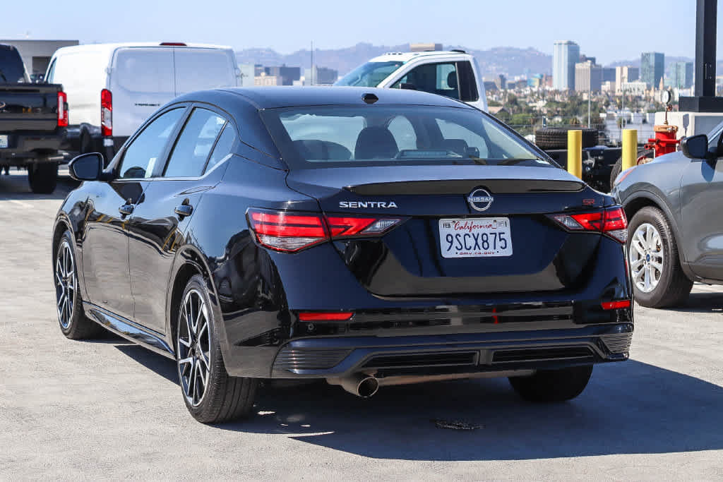 Used 2025 Nissan Sentra SR FWD image 6