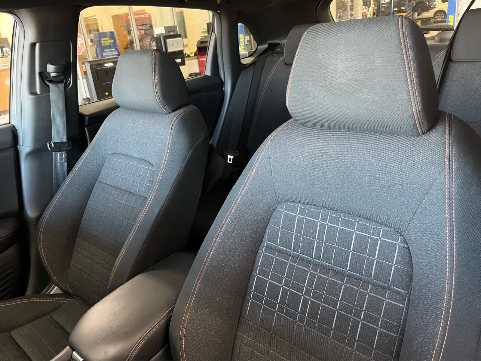 Used 2024 Honda HR-V Sport image 25