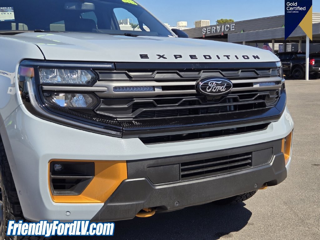 Certified 2025 Ford Expedition Tremor AWD/4WD image 9